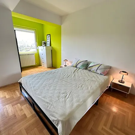 Apartmán Comfy Apartment, Office Space, Freeparking *